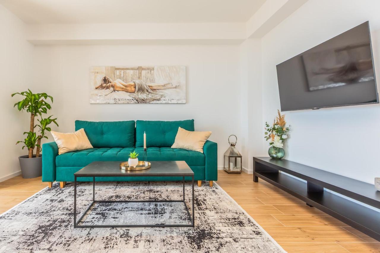 Apartmani Nikola Baška Voda Dış mekan fotoğraf