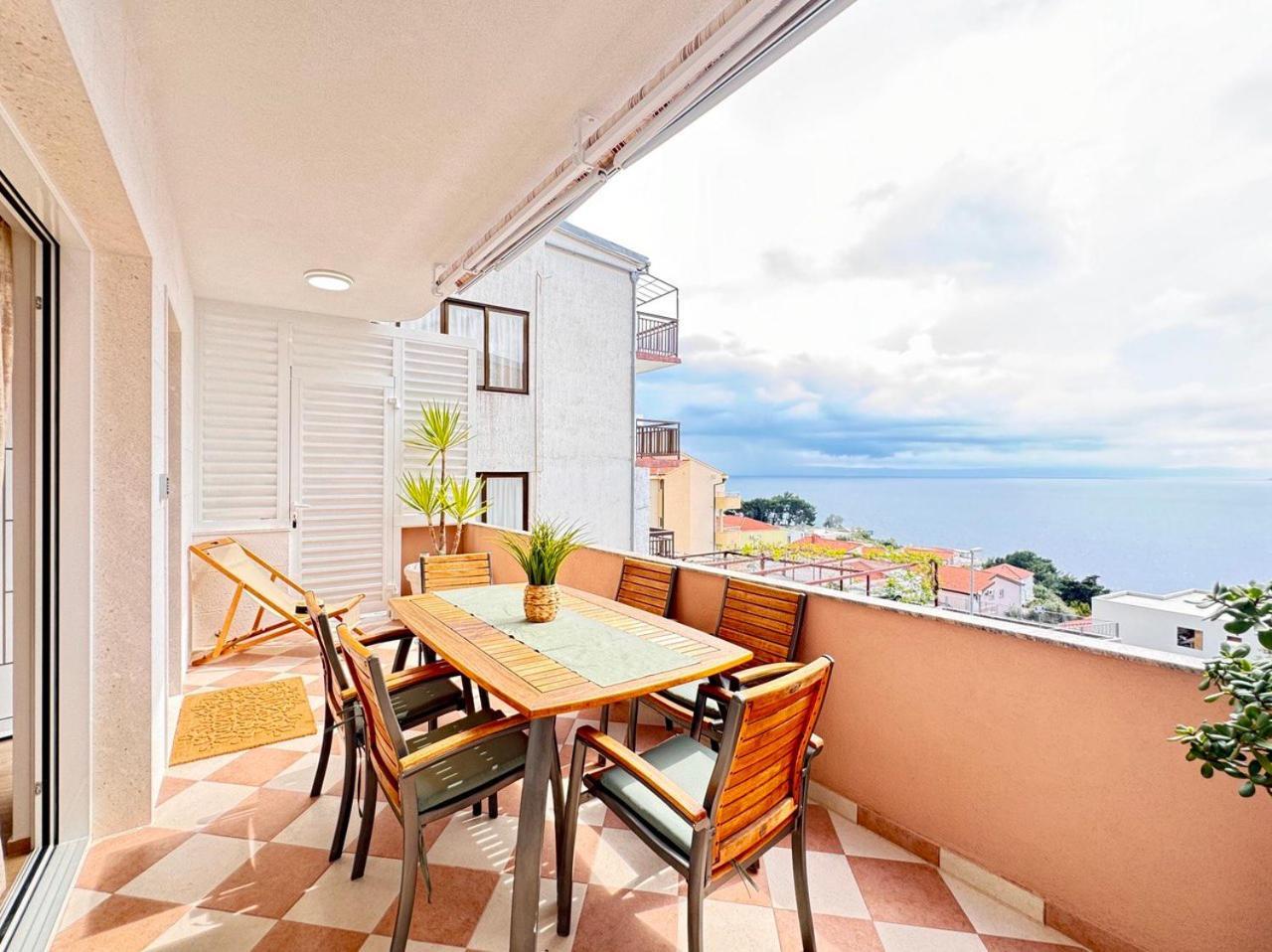 Apartmani Nikola Baška Voda Dış mekan fotoğraf
